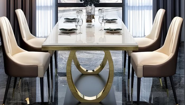 Comfortable 4 Seater Dining Table for your special guest